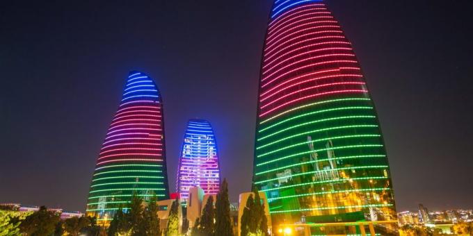 "أبراج الشعلة" في أذربيجان