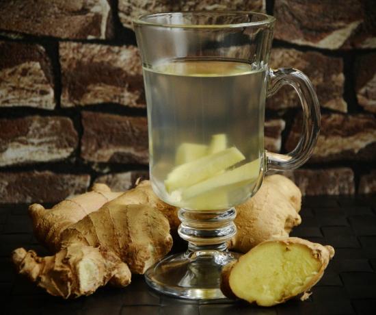 7 وصفات الزنجبيل: شاي الزنجبيل مع النعناع والتوابل