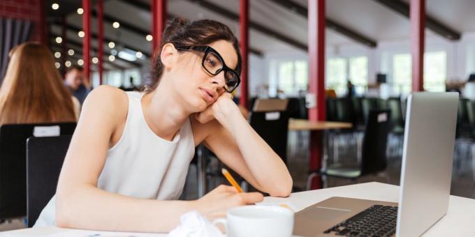 ما يصرف خلال وقتك في البحث عن عمل: 7 طرق prokrastinirovat مفيد