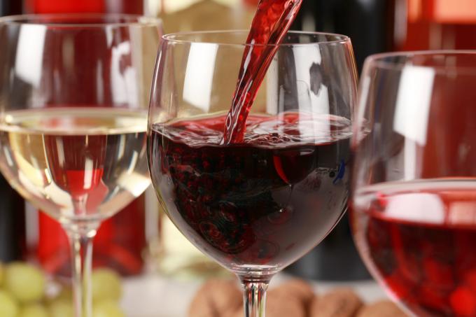 كم يمكنك شرب دون ضرر على الصحة: ​​التسامح مع جرعة من الكحول