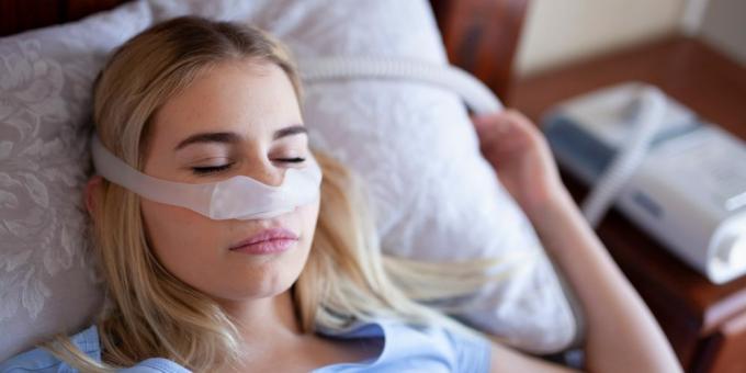 CPAP لعلاج انقطاع النفس النومي