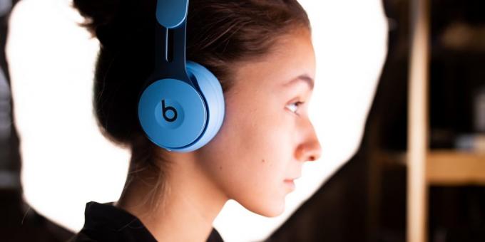 لمحة عامة عن نبض جديدة سولو برو: كيف تعمل في الواقع سماعات الرأس مع إلغاء الضوضاء نشطة وتصميم بارد