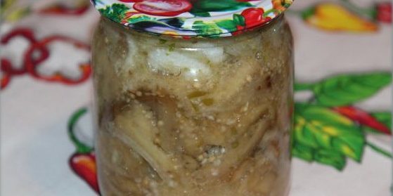 لذيذ الباذنجان في فصل الشتاء: حار مقلي الباذنجان مع البصل