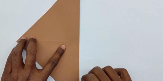 كيفية جعل مغلف أضعاف مربع ورقة