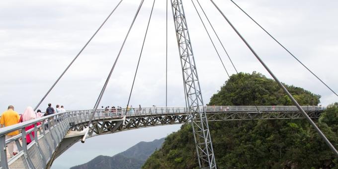 الجسور الأكثر رعبا: جسر السماء في جزيرة لانكاوي