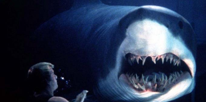أفلام القرش: البحر الأزرق العميق