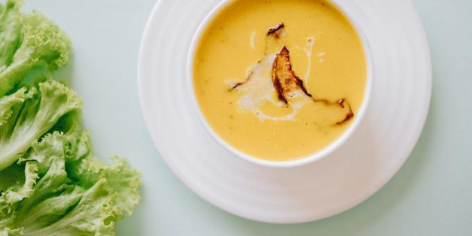 وصفات للخلاط: حساء كريم الجبن مع الدجاج