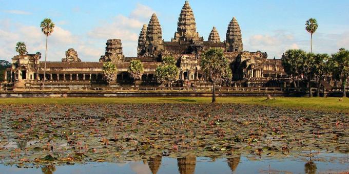 الأراضي الآسيوية ليست عبثا جذب السياح: الحديقة الأثرية في أنغكور، كمبوديا