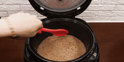 كيف لطهي عصيدة القمح في multivarka